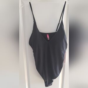 Black Sexy Swimsuit w/cut-out side slits. SO CUTE! Sixe 1X.